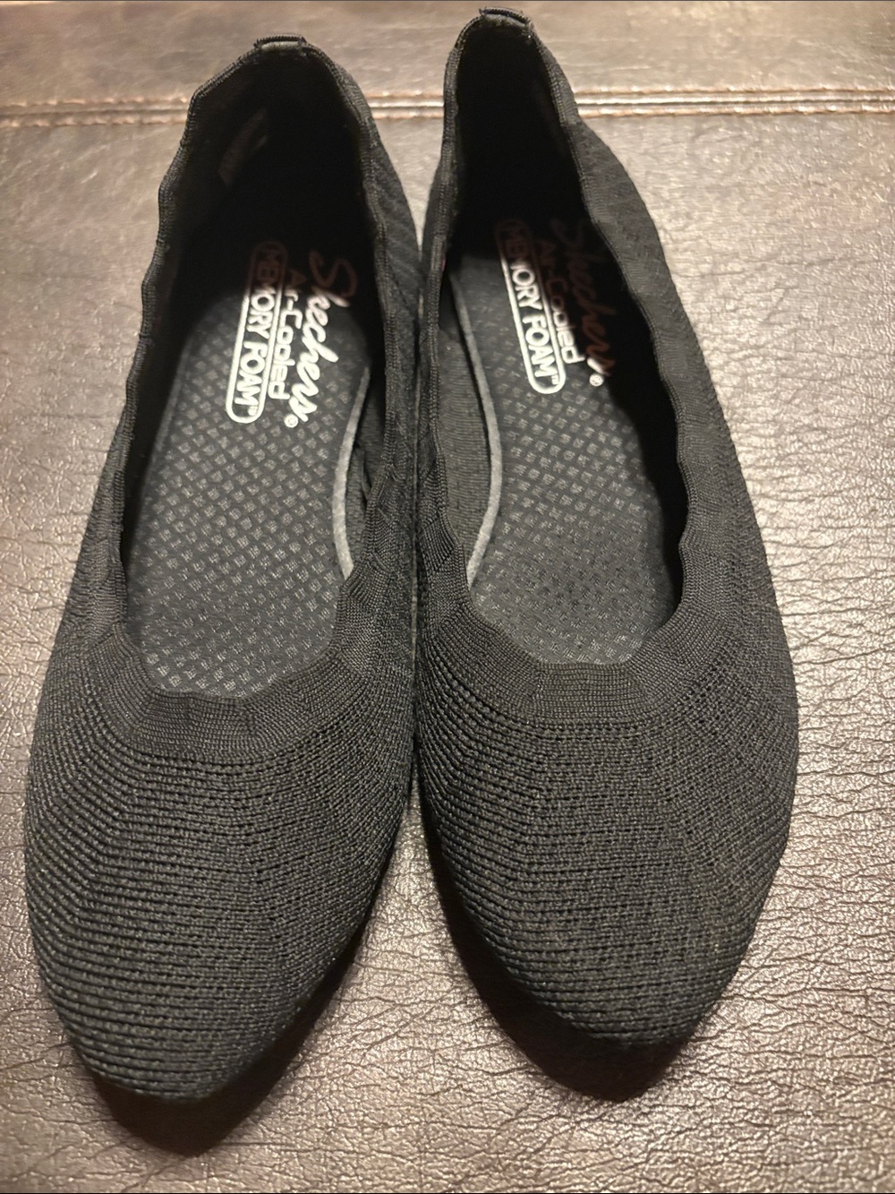 Skechers Air-cooled memory foam stretch fit black flats size 7.5